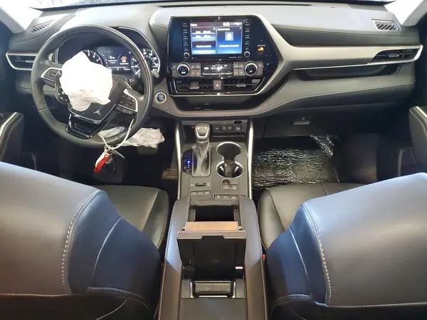 5TDGZRBH1MS539726 2021 TOYOTA HIGHLANDER - Image 8
