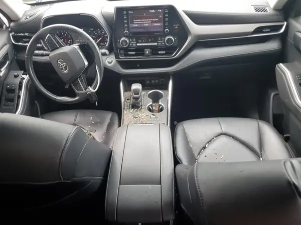 5TDGZRBH1MS543596 2021 TOYOTA HIGHLANDER - Image 8