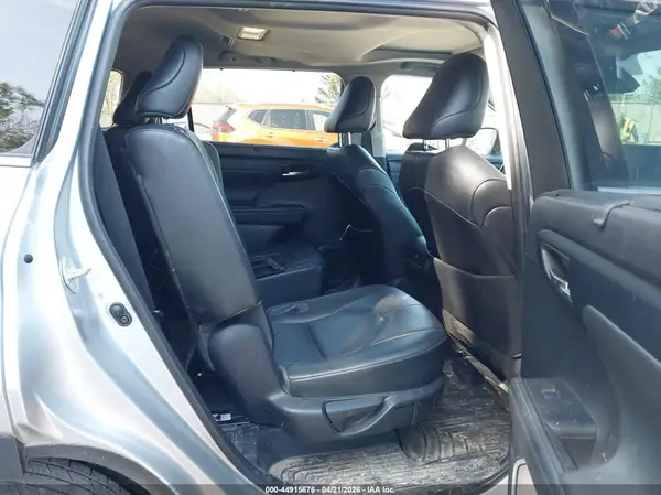 5TDGZRBH1MS544408 2021 TOYOTA HIGHLANDER - Image 8