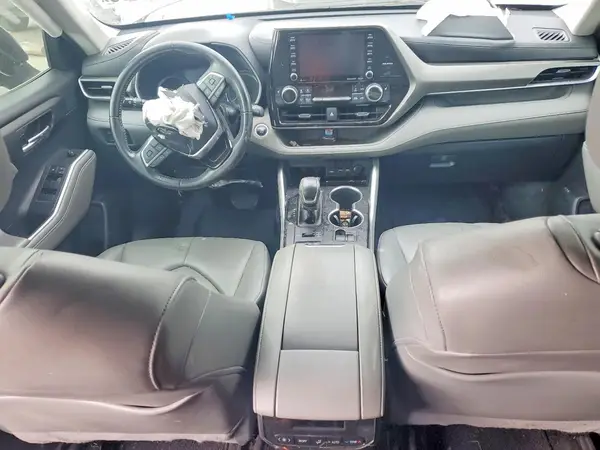 5TDGZRBH1MS559099 2021 TOYOTA HIGHLANDER - Image 8