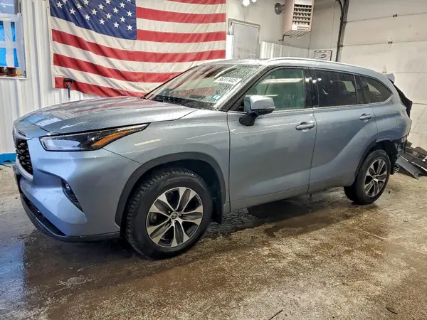 5TDGZRBH1NS167001 2022 TOYOTA HIGHLANDER - Image 1