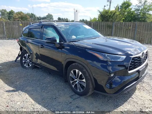 5TDGZRBH1NS240125 2022 TOYOTA HIGHLANDER - Image 1