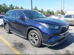 5TDGZRBH1NS573862 2022 TOYOTA HIGHLANDER