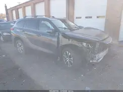 5TDGZRBH1NS580536 2022 TOYOTA HIGHLANDER