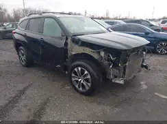 5TDGZRBH1NS586403 2022 TOYOTA HIGHLANDER