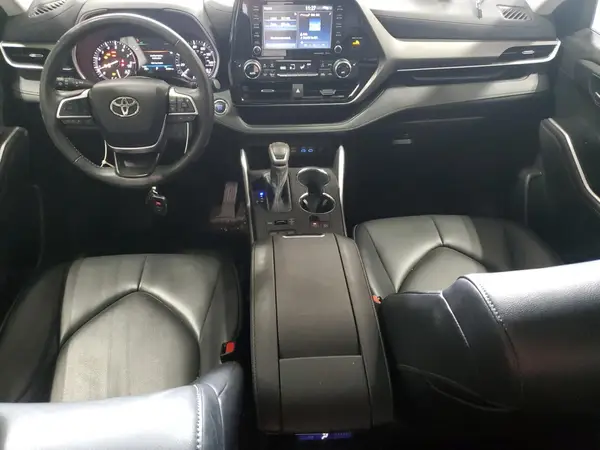 5TDGZRBH1NS587762 2022 TOYOTA HIGHLANDER - Image 8