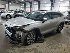 5TDGZRBH1NS588443 2022 TOYOTA HIGHLANDER