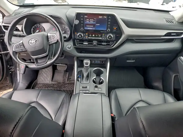 5TDGZRBH1NS589351 2022 TOYOTA HIGHLANDER - Image 8