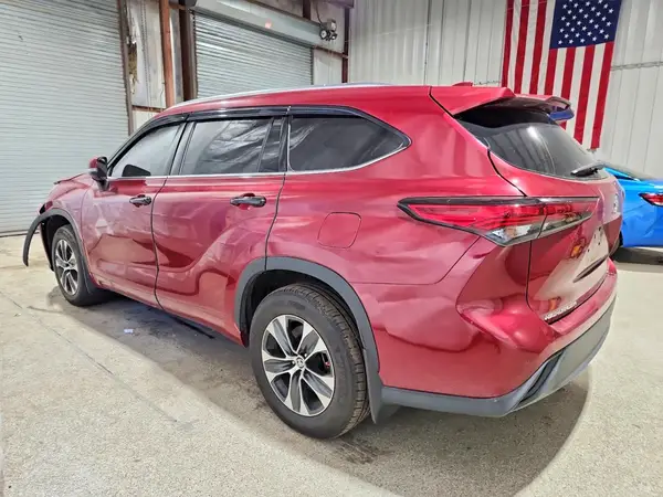 5TDGZRBH2LS009926 2020 TOYOTA HIGHLANDER - Image 2