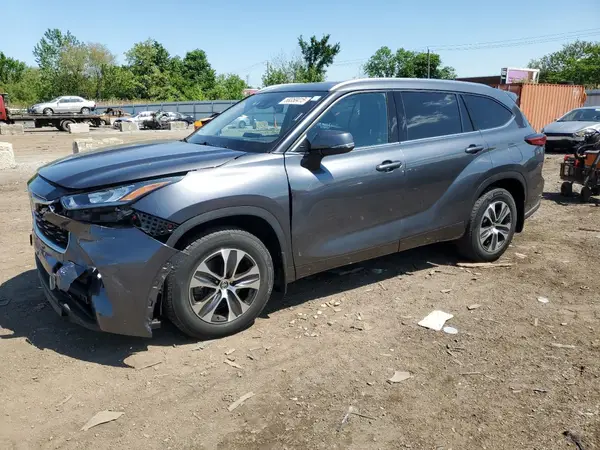5TDGZRBH2LS023261 2020 TOYOTA HIGHLANDER - Image 1