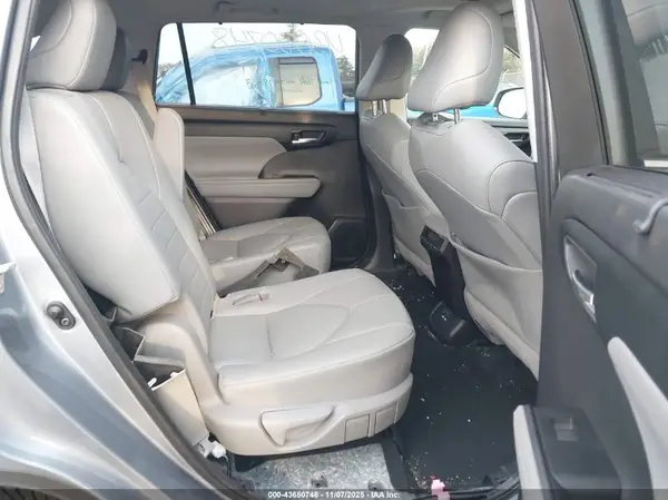 5TDGZRBH2LS032378 2020 TOYOTA HIGHLANDER - Image 8
