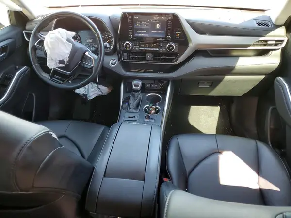 5TDGZRBH2LS032929 2020 TOYOTA HIGHLANDER - Image 8