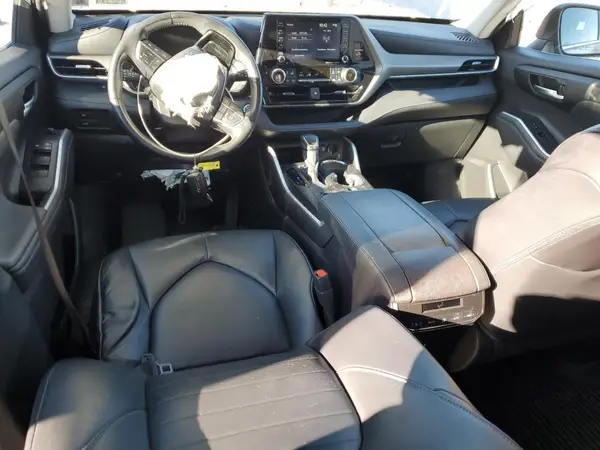5TDGZRBH2LS036737 2020 TOYOTA HIGHLANDER - Image 8