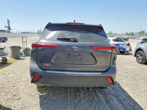 2021 TOYOTA HIGHLANDER auction photo 6