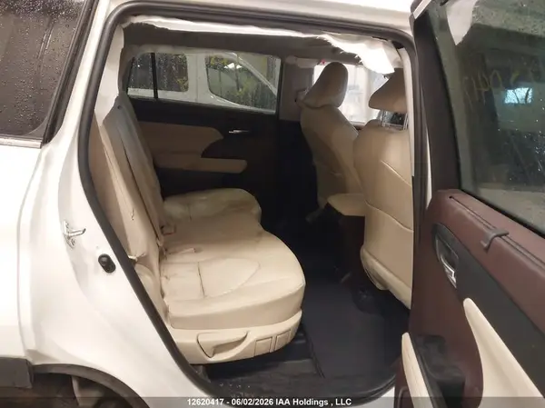5TDGZRBH2MS058626 2021 TOYOTA HIGHLANDER - Image 8