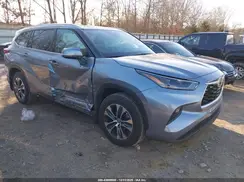 5TDGZRBH2MS098706 2021 TOYOTA HIGHLANDER