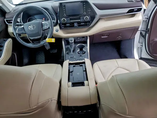 5TDGZRBH2MS129209 2021 TOYOTA HIGHLANDER - Image 8
