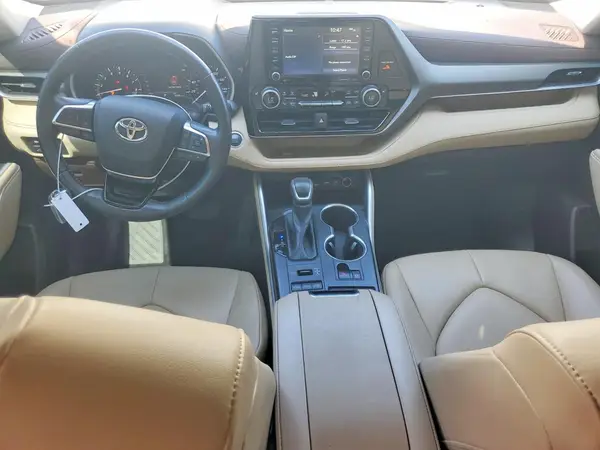 5TDGZRBH2MS130974 2021 TOYOTA HIGHLANDER - Image 8