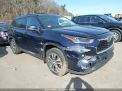 5TDGZRBH2MS142347 2021 TOYOTA HIGHLANDER