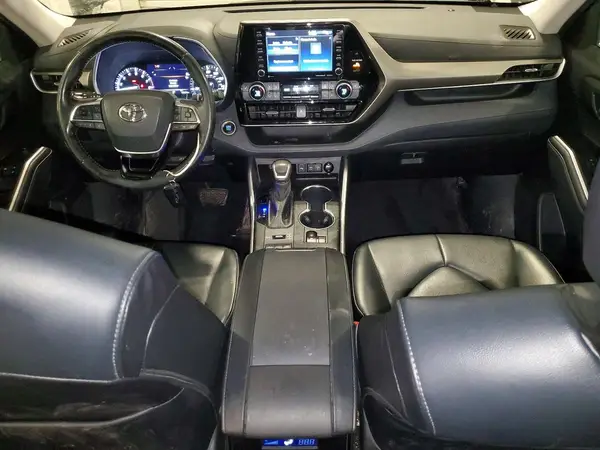 5TDGZRBH2MS155387 2021 TOYOTA HIGHLANDER - Image 8