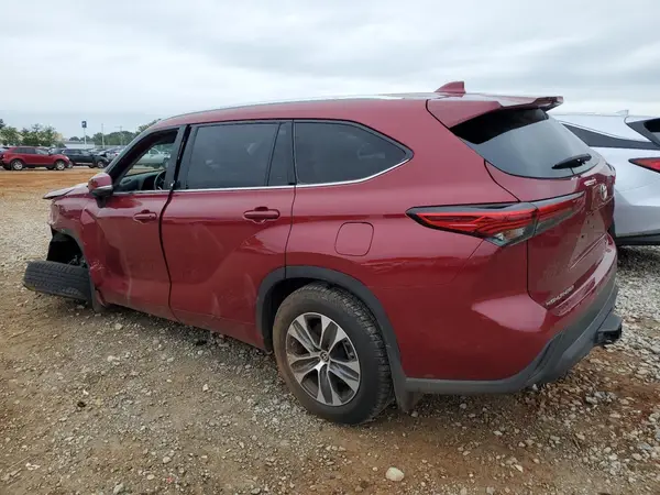5TDGZRBH2MS529769 2021 TOYOTA HIGHLANDER - Image 2
