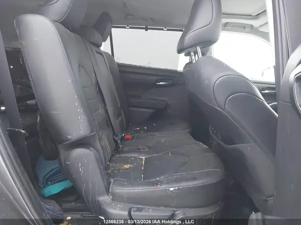 5TDGZRBH2MS530050 2021 TOYOTA HIGHLANDER - Image 8