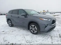5TDGZRBH2MS530890 2021 TOYOTA HIGHLANDER
