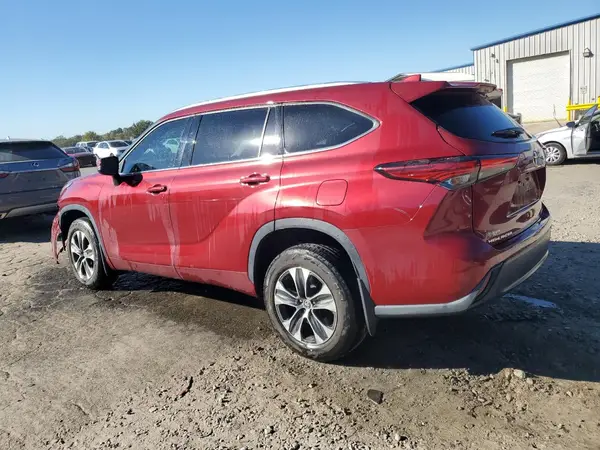 5TDGZRBH2MS535930 2021 TOYOTA HIGHLANDER - Image 2