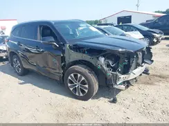 5TDGZRBH2MS548757 2021 TOYOTA HIGHLANDER