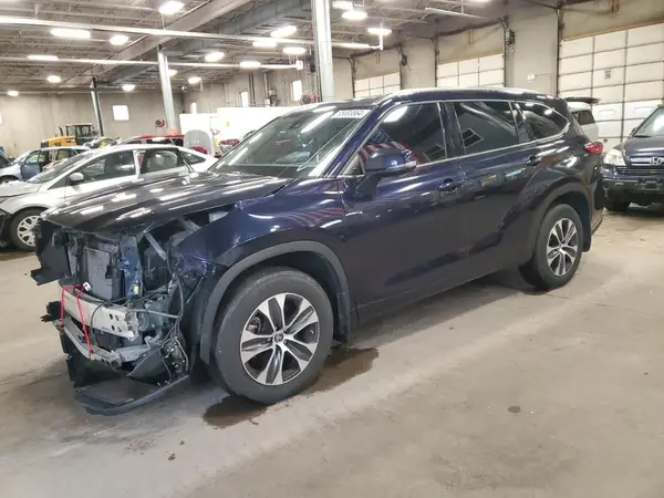 5TDGZRBH2MS549004 2021 TOYOTA HIGHLANDER - Image 1