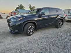 5TDGZRBH2MS559323 2021 TOYOTA HIGHLANDER
