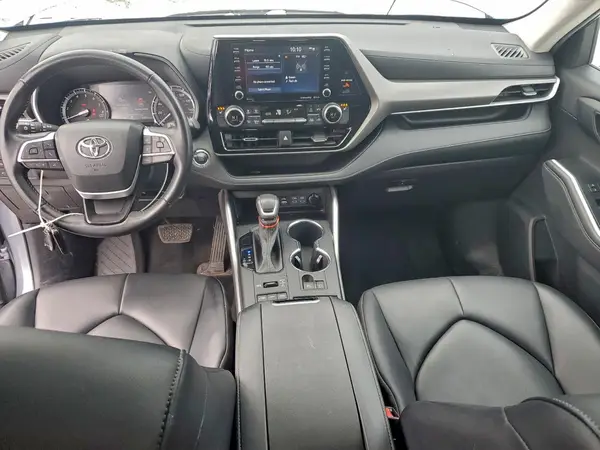 5TDGZRBH2NS171638 2022 TOYOTA HIGHLANDER - Image 8