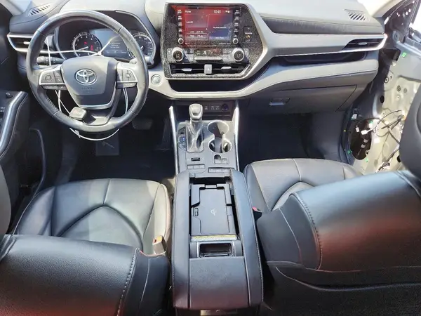 5TDGZRBH2NS179030 2022 TOYOTA HIGHLANDER - Image 8