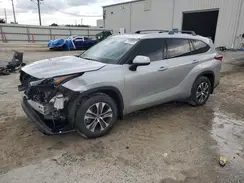 5TDGZRBH2NS186348 2022 TOYOTA HIGHLANDER
