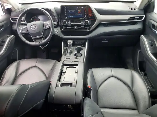 5TDGZRBH2NS204427 2022 TOYOTA HIGHLANDER - Image 8