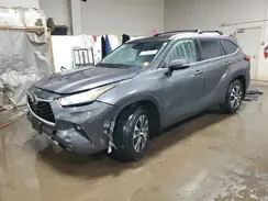 5TDGZRBH2NS257838 2022 TOYOTA HIGHLANDER