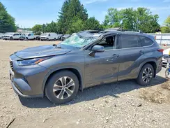 5TDGZRBH2NS559808 2022 TOYOTA HIGHLANDER