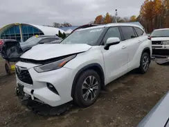 5TDGZRBH2NS569495 2022 TOYOTA HIGHLANDER