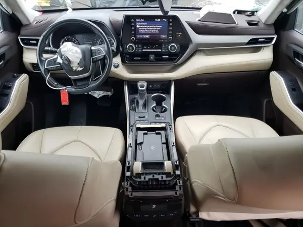 5TDGZRBH2NS569495 2022 TOYOTA HIGHLANDER - Image 8