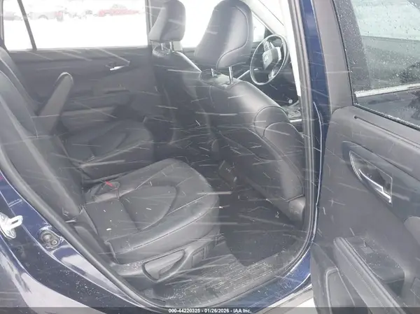 5TDGZRBH2NS591366 2022 TOYOTA HIGHLANDER - Image 8