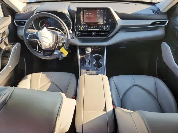 5TDGZRBH3LS045995 2020 TOYOTA HIGHLANDER - Image 8