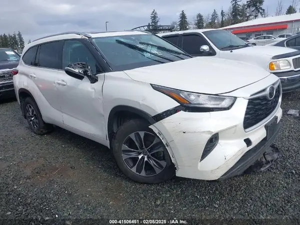 5TDGZRBH3LS503504 2020 TOYOTA HIGHLANDER - Image 1