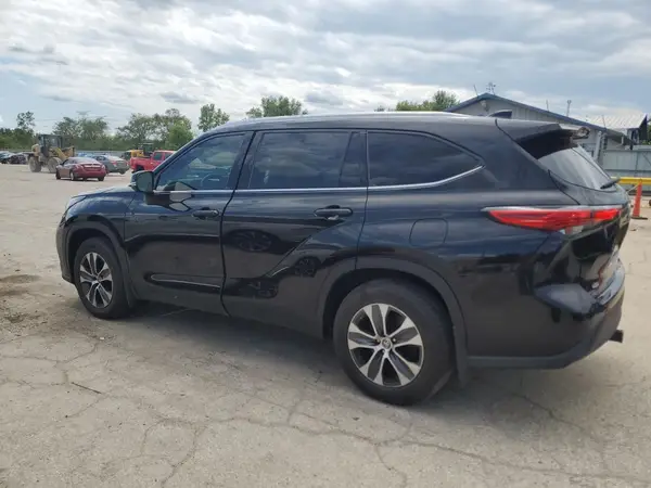 5TDGZRBH3LS520173 2020 TOYOTA HIGHLANDER - Image 2