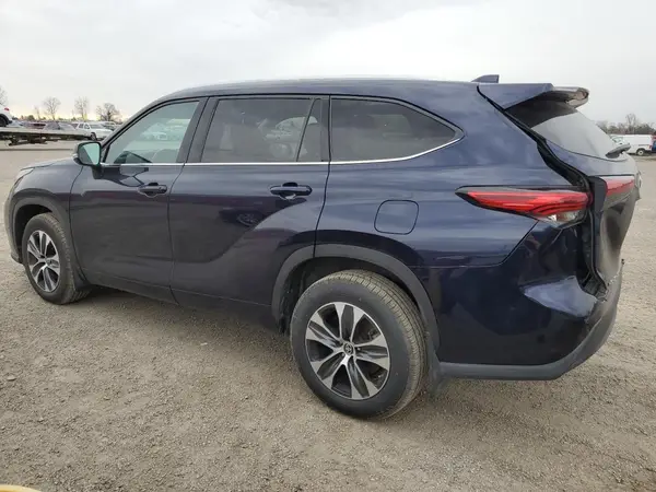 5TDGZRBH3LS522635 2020 TOYOTA HIGHLANDER - Image 2