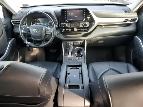 5TDGZRBH3MS076813 2021 TOYOTA HIGHLANDER - Image 8