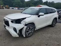5TDGZRBH3MS086032 2021 TOYOTA HIGHLANDER