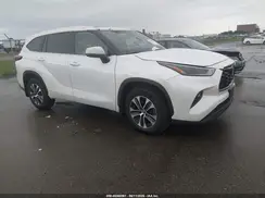 5TDGZRBH3MS102228 2021 TOYOTA HIGHLANDER