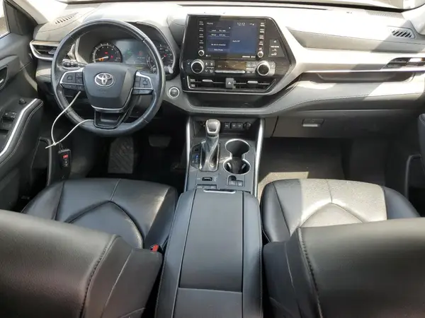 5TDGZRBH3MS109969 2021 TOYOTA HIGHLANDER - Image 8