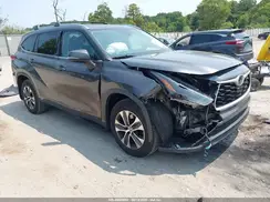 5TDGZRBH3MS149193 2021 TOYOTA HIGHLANDER
