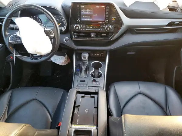 5TDGZRBH3MS149999 2021 TOYOTA HIGHLANDER - Image 8